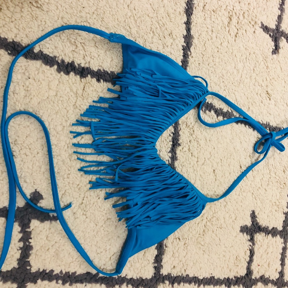 Body glove bikini top